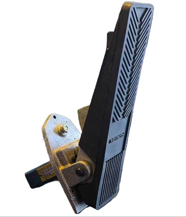 پدال حرکت بیل مکانیکی هپکو HE100